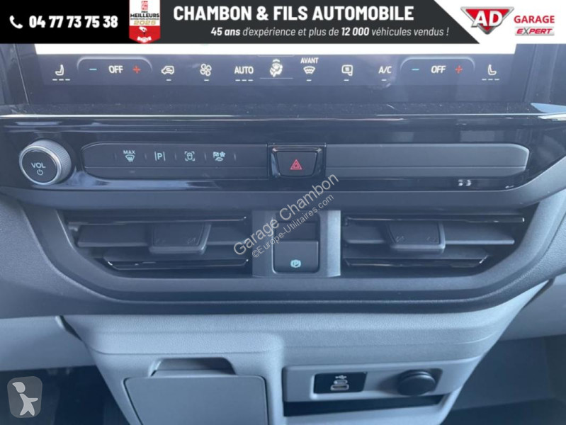 عربة نفعية Ford FOURGON 320 L1H1 2.0 ECOBLUE...
