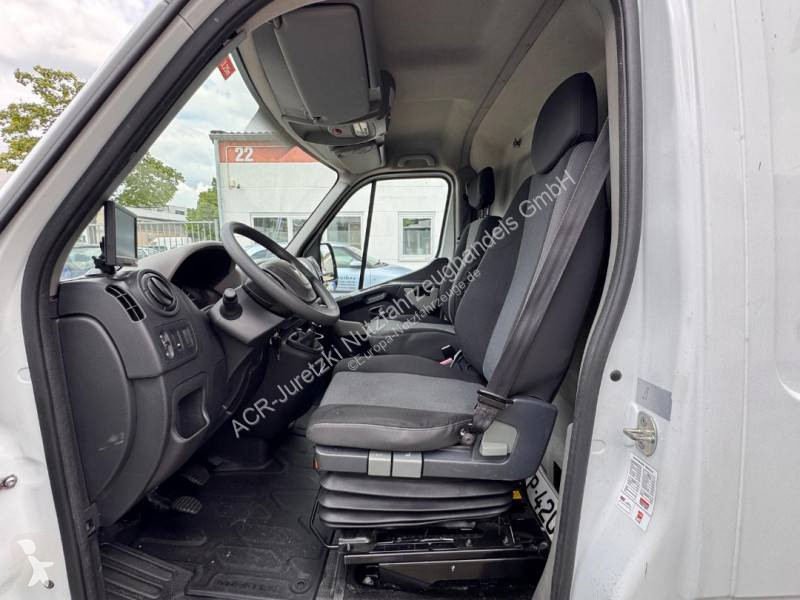 Samochód dostawczy Renault