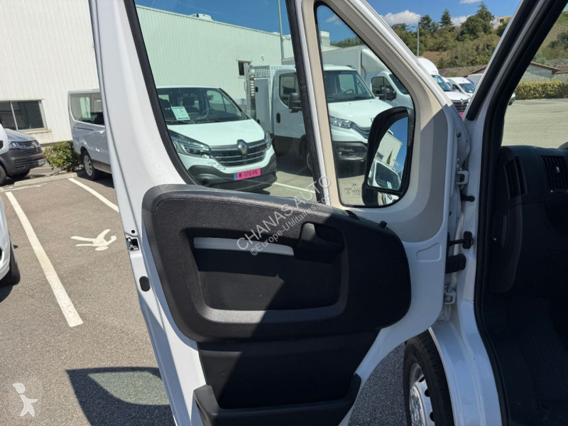 Лекотоварен автомобил Citroën L2H2 2.2 BlueHDi...