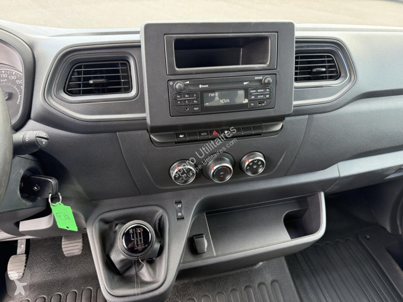Véhicule utilitaire Renault MASTER 2.3 dCi -...