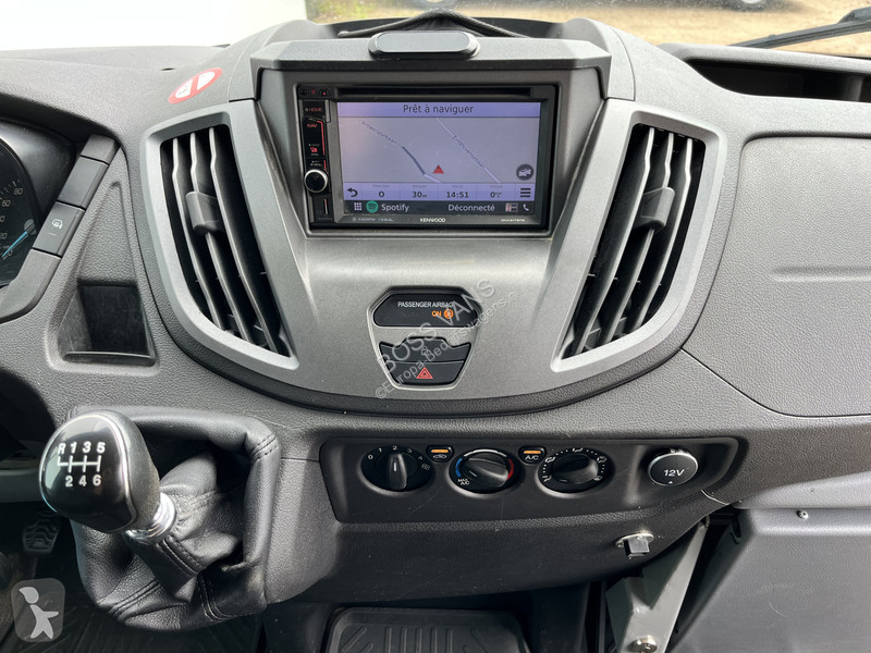 Véhicule utilitaire Ford 2.0 TDCI 130PK L2H2...