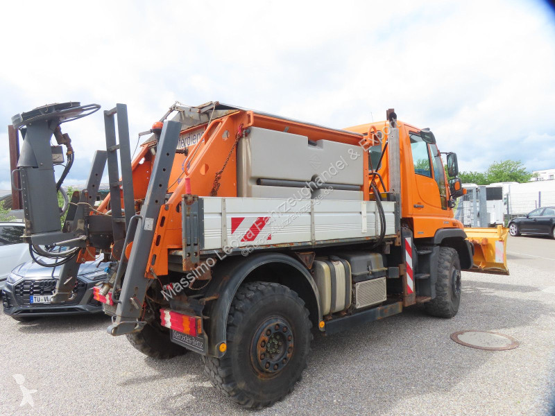 Mercedes U 400 Transporter