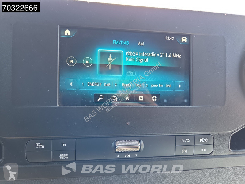 عربة نفعية Mercedes 215 CDI Automatik 150PS...