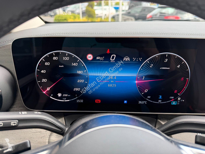 Furgoneta Mercedes V  d AVA DISTRONIC AHK 2,5to...