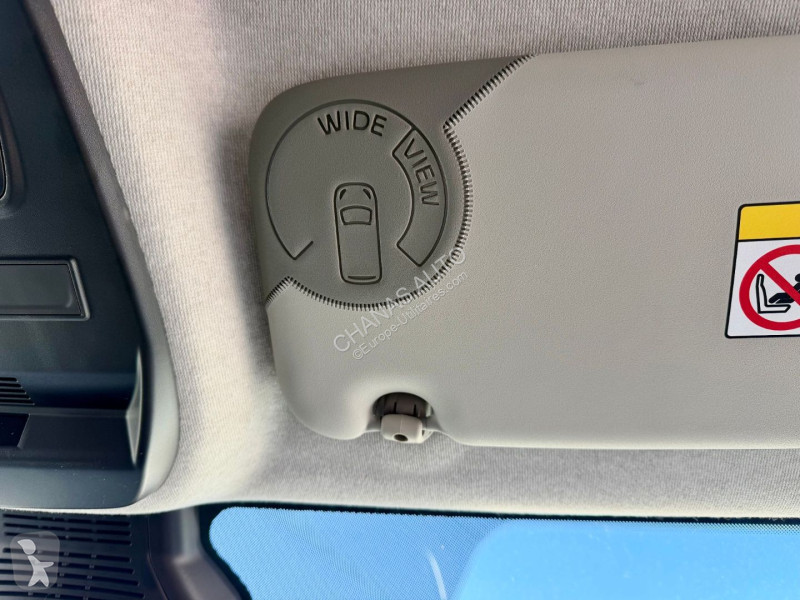 Véhicule utilitaire Renault L2H1 3T DCI 150...