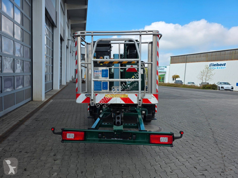 Véhicule utilitaire Mercedes 314 Hubsteiger