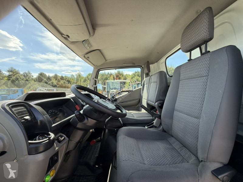 Nissan  Transporter