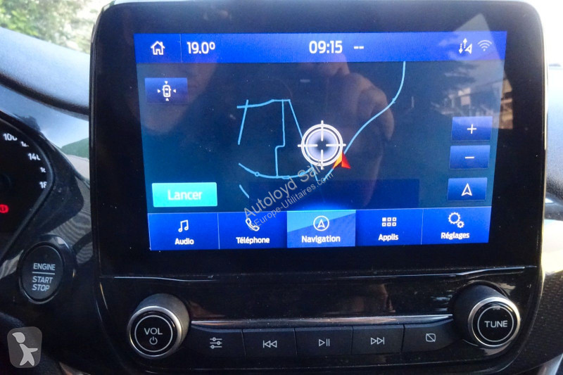Véhicule utilitaire Ford FIESTA 1,0 I 95