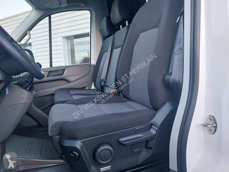 Volkswagen CRAFTER VAN 35 L3H3 2.0 TDI 140 CH van