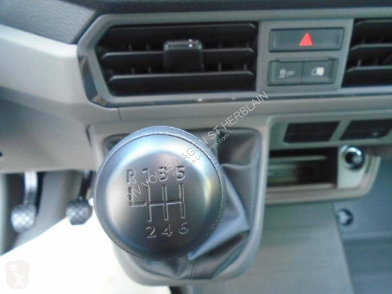 Volkswagen CRAFTER VAN 30 L3H3 2.0 TDI 140 CH van