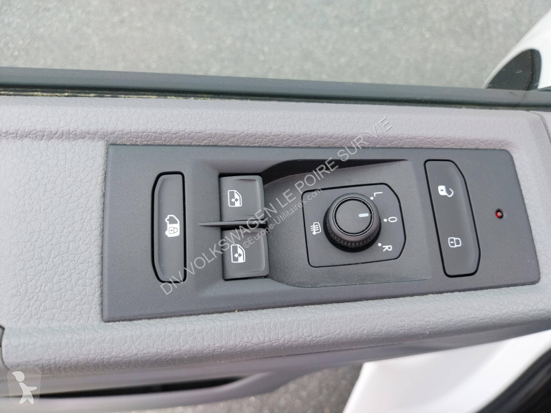 Furgoneta Volkswagen TRANSPORTER 6.1 VAN L1H1...