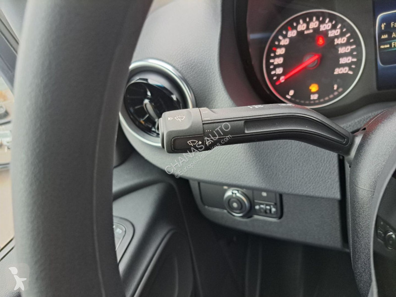 Véhicule utilitaire Mercedes 317 CDI 43 3.5T...
