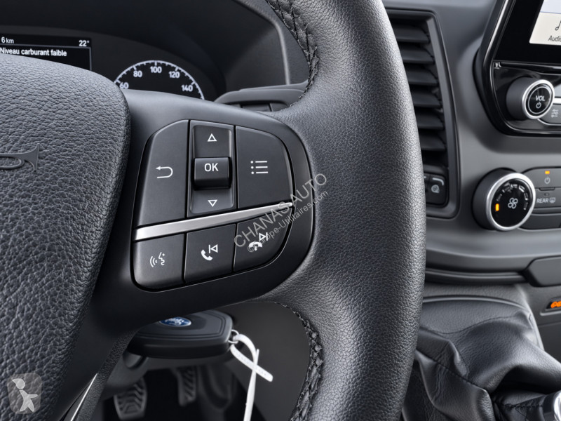 Коммерческий автомобиль Ford 350 L3H2 2.0...