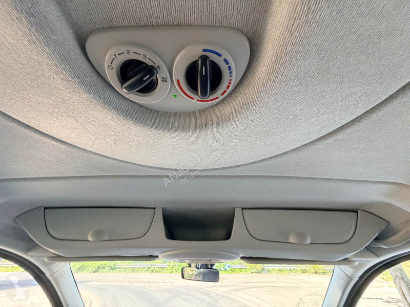 عربة نفعية Peugeot TEPEE 2.0 HDI 163CH ALLURE...