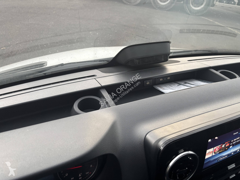 Samochód dostawczy Mercedes 515 CDI PRO Standard