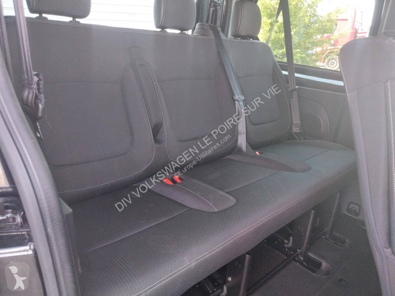 عربة نفعية Nissan Primastar Combi L1H1 3.0t 2.0...