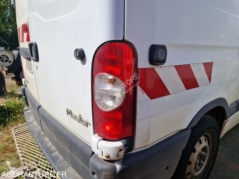 عربة نفعية Renault