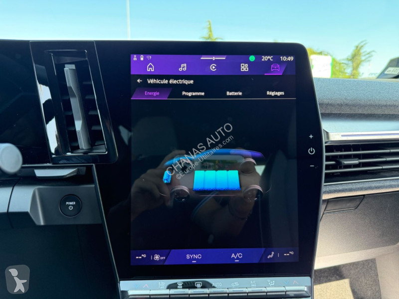Véhicule utilitaire Renault E-tech 220 ch Techno