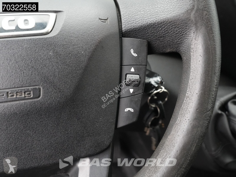 Véhicule utilitaire Iveco 70C18 3.0L Lamberet...