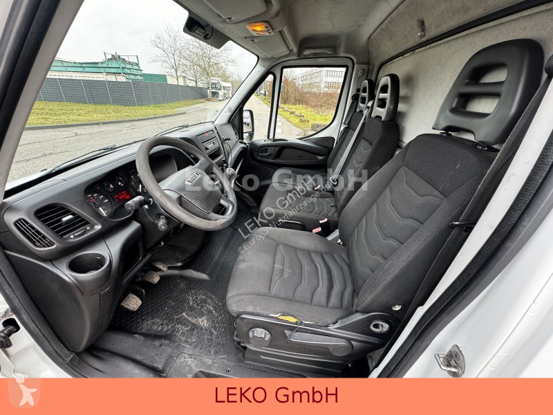 Samochód dostawczy Iveco 35C13