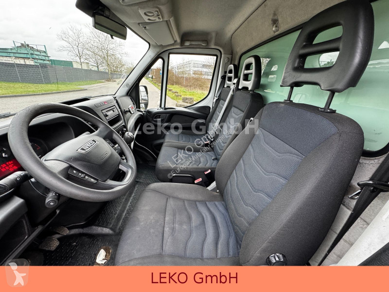 Furgoneta Iveco 35S12 Mit Carrier Xr 350
