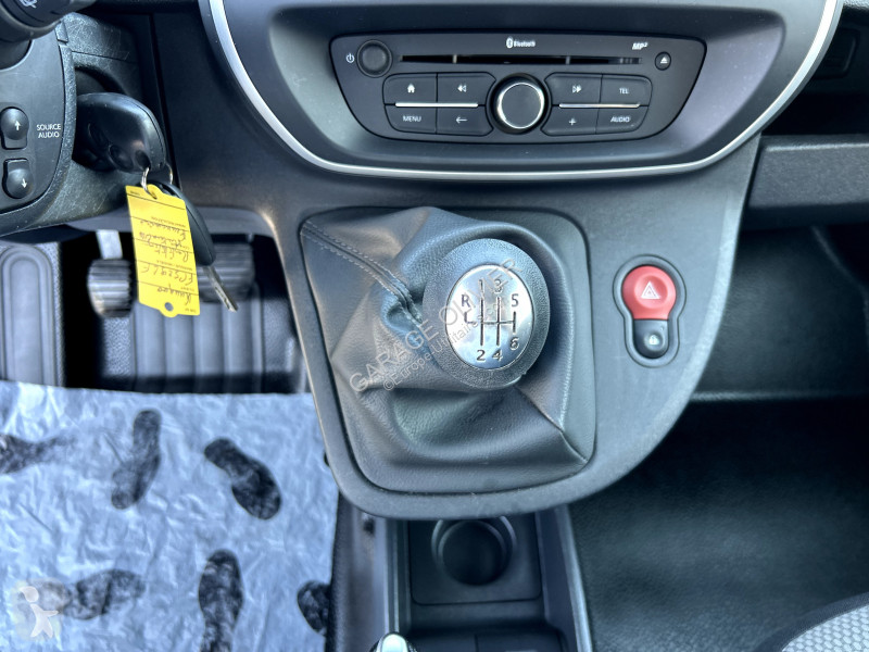 عربة نفعية Renault 1.5 Blue dci 80 Extra R-Link