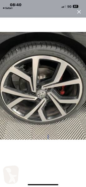 عربة نفعية Volkswagen