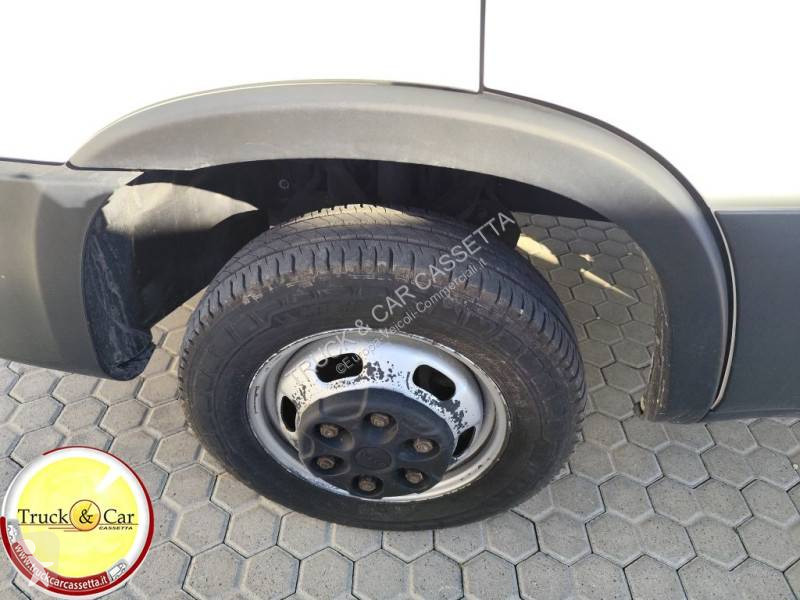 Furgoneta Iveco