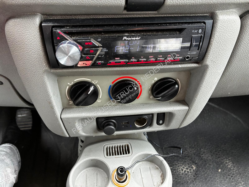 عربة نفعية Renault 1.5 Dci 70