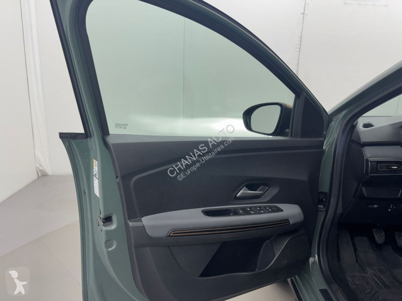 Véhicule utilitaire Dacia 1.0 TCe 110 Extreme...