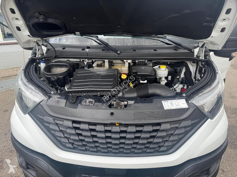 عربة نفعية Iveco 35-120 EURO 6 + Lift 30m...