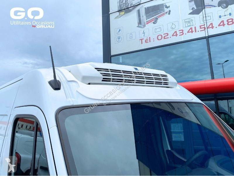 Samochód dostawczy Renault