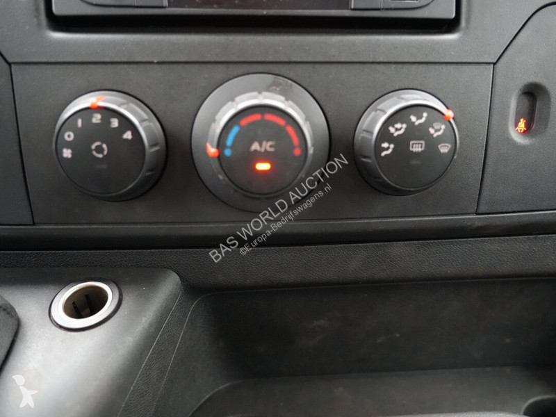 Véhicule utilitaire Opel 145PK