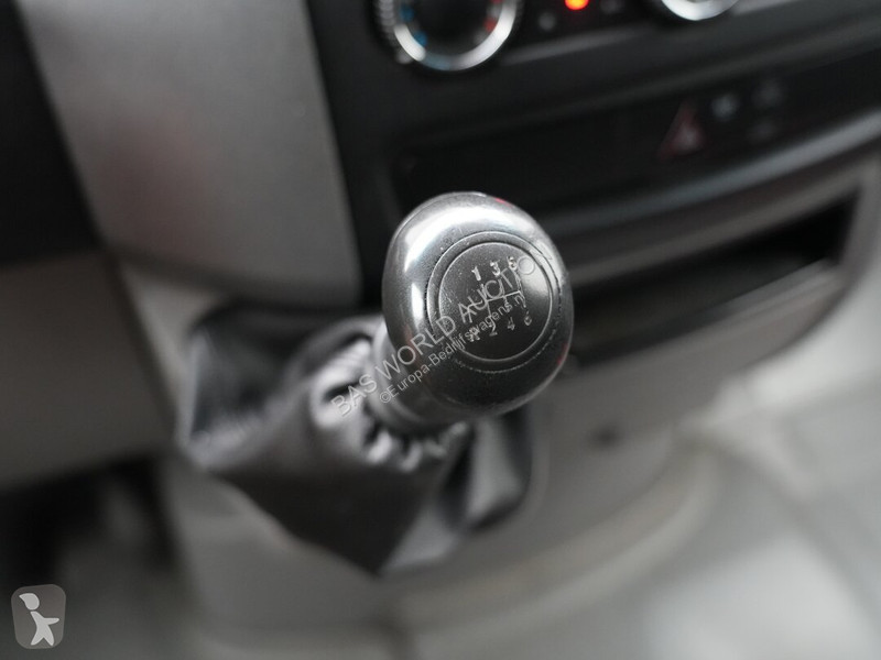Haszongépjármű Mercedes 313 CDI