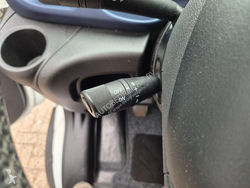 Samochód dostawczy Iveco 35C16 2.3D/ Navi/...