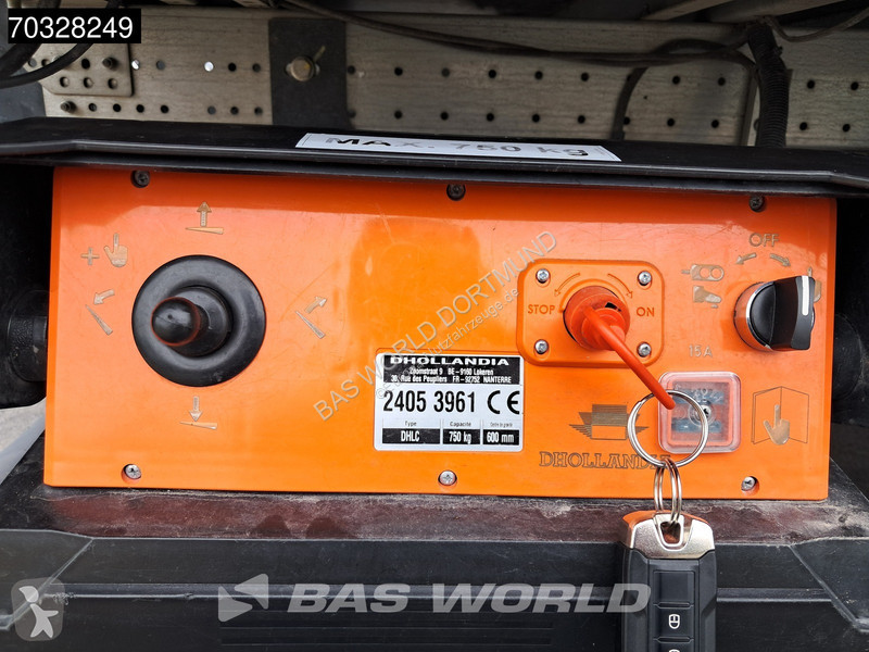 Véhicule utilitaire Iveco 35C16 3.0L...