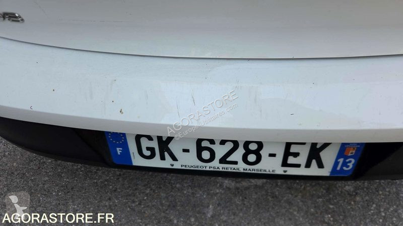 Коммерческий автомобиль Peugeot 208