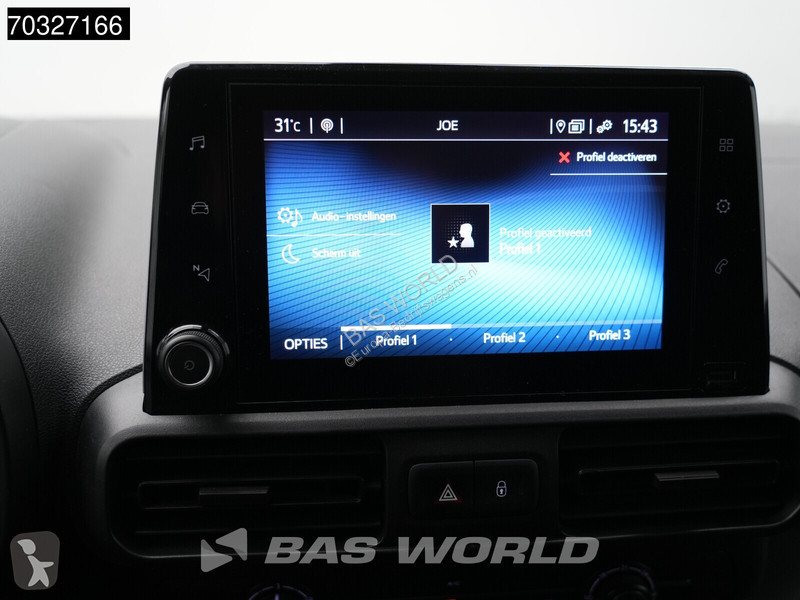 عربة نفعية Toyota Benzine L2H1 Navi Airco...