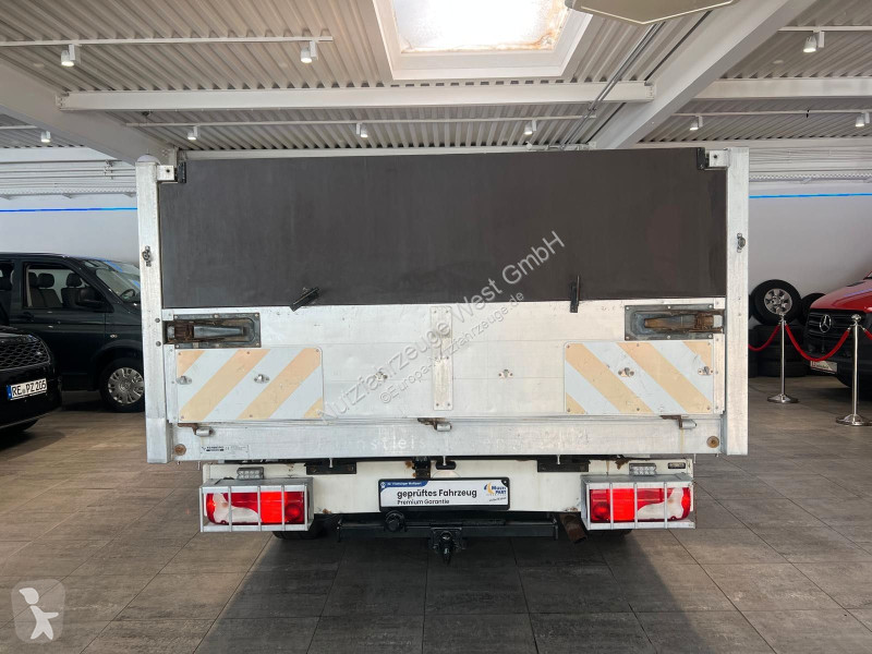 Samochód dostawczy Mercedes 316...