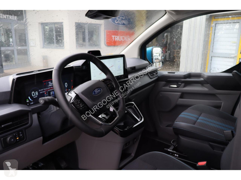 Véhicule utilitaire Ford TRANSIT CUSTOM 2.0...
