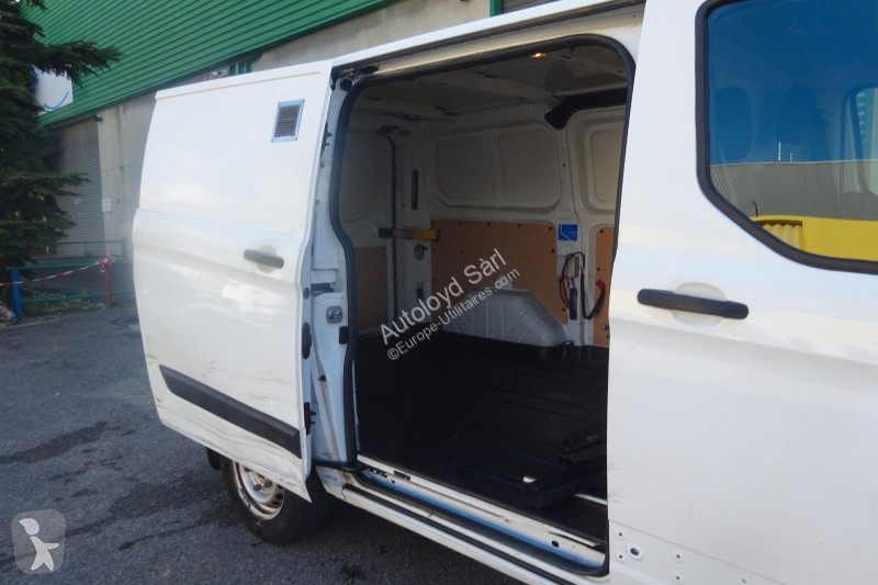 Véhicule utilitaire Ford TRANSIT CUSTOM 2,0...
