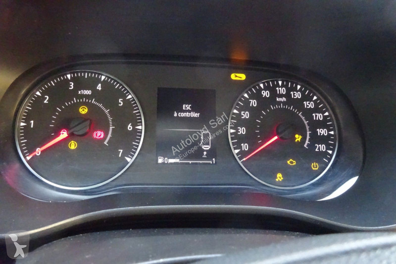 عربة نفعية Dacia SANDERO 1.0 TCE 100