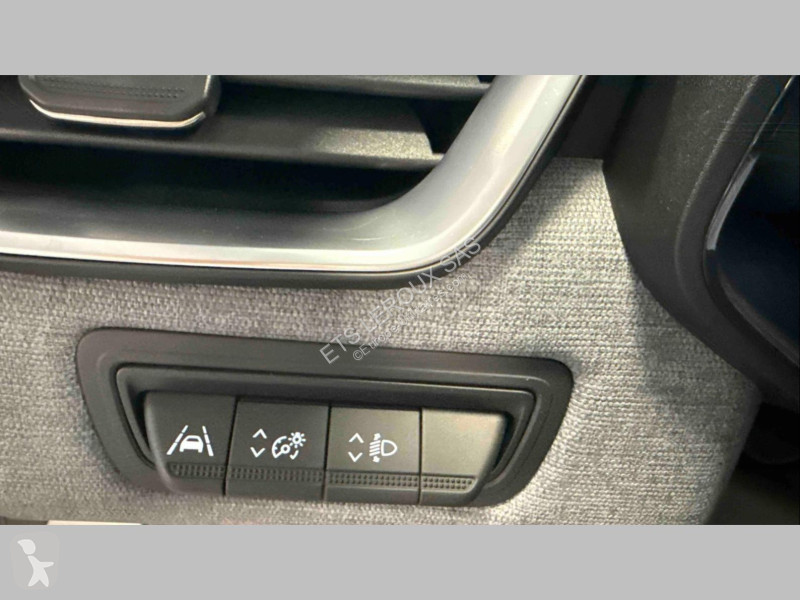 Véhicule utilitaire Renault CLIO V
