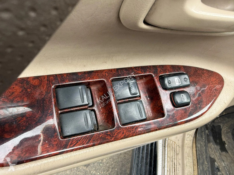 Furgoneta Toyota SUV - V8 - Petrol - 4x4 4WD -...