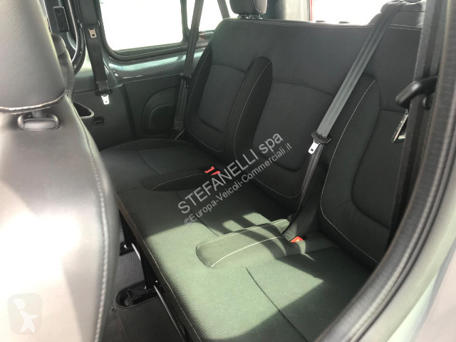 Veicolo commerciale Nissan Primastar bus 2.0...