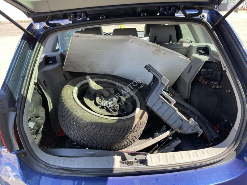 عربة نفعية BMW