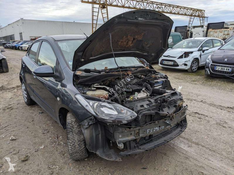 Samochód dostawczy Mazda