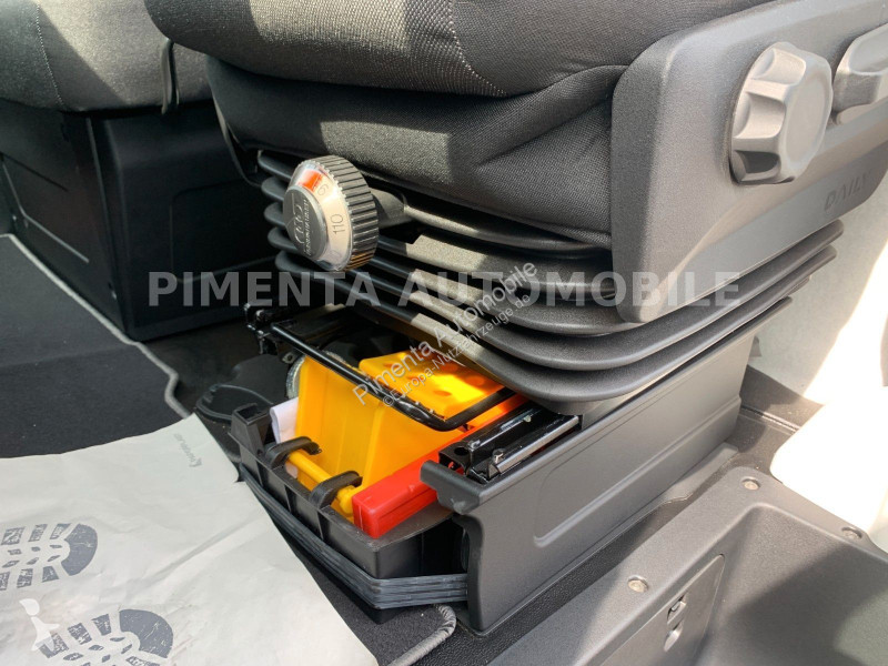Furgoneta Iveco 70C18H PRITSCHE SIEBD KISTE...