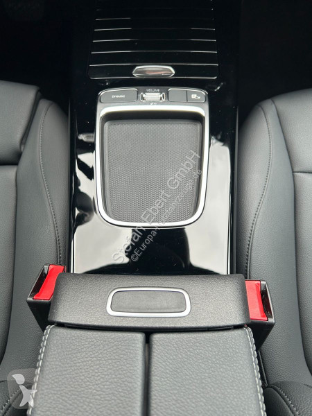 Samochód dostawczy Mercedes A 180...
