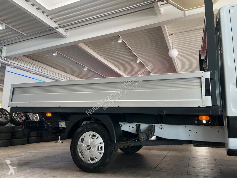 عربة نفعية Ford TDI Maxi DoKa...